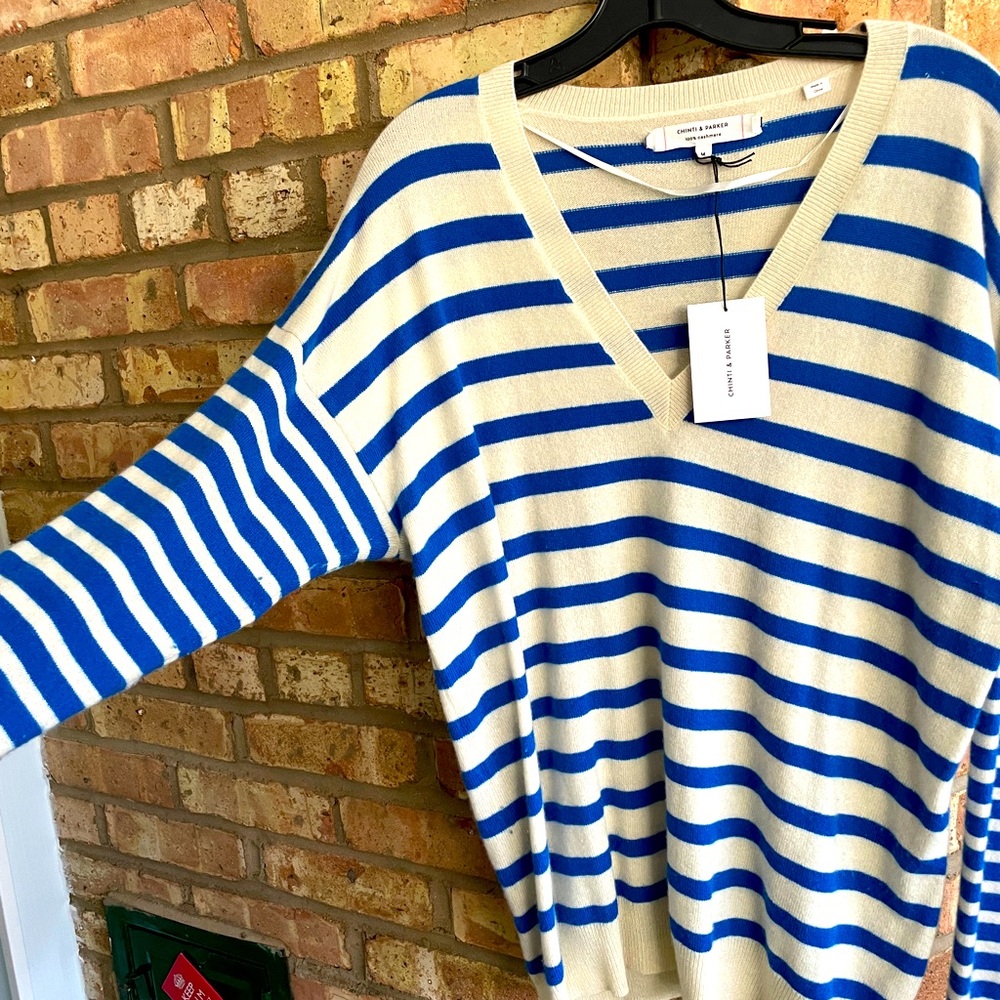 Chinti Parker cashmere sweater - brand new. M.